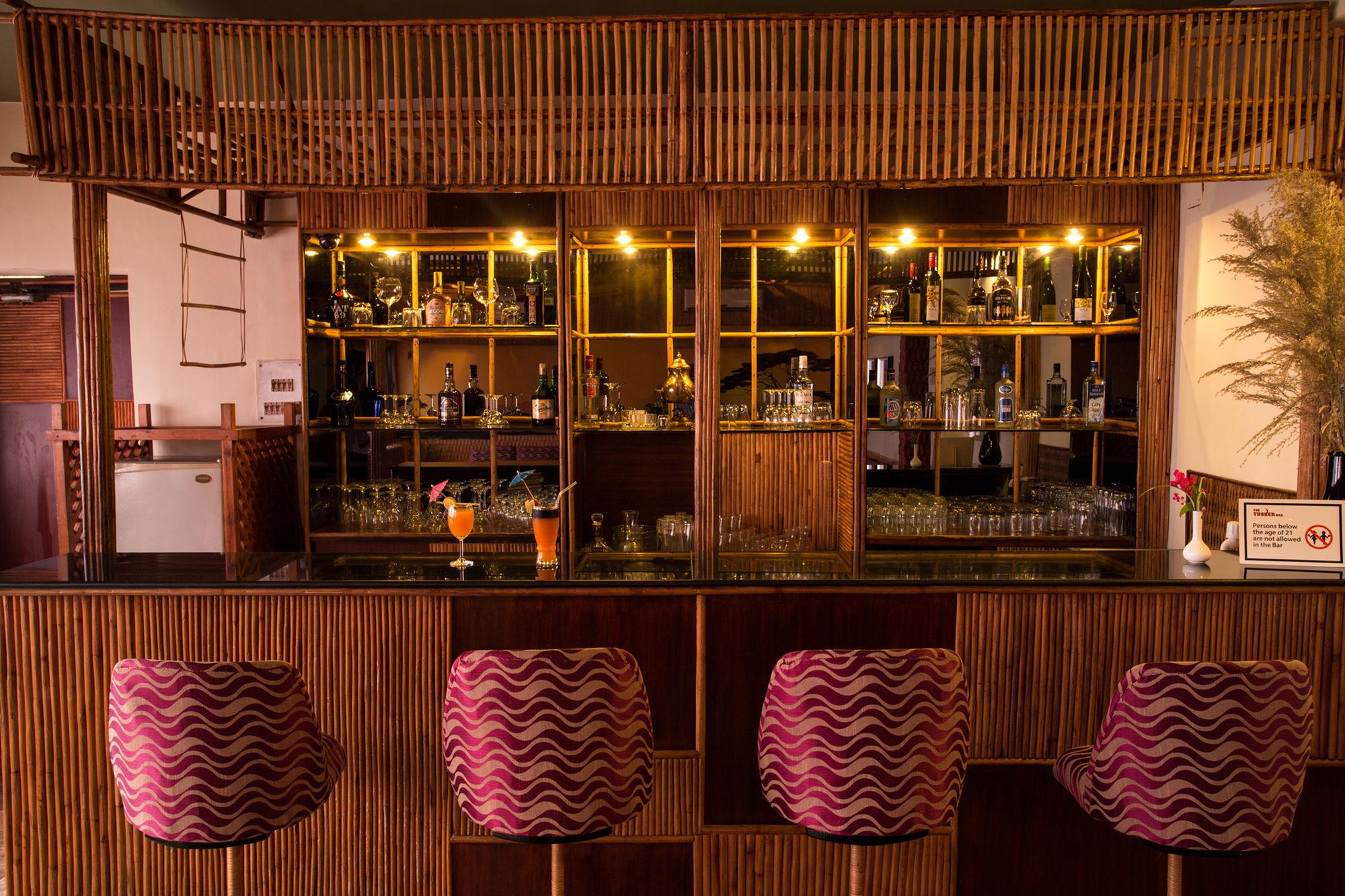 Sinclairs Retreat Dooars, Chalsa Hotel Bagian luar foto