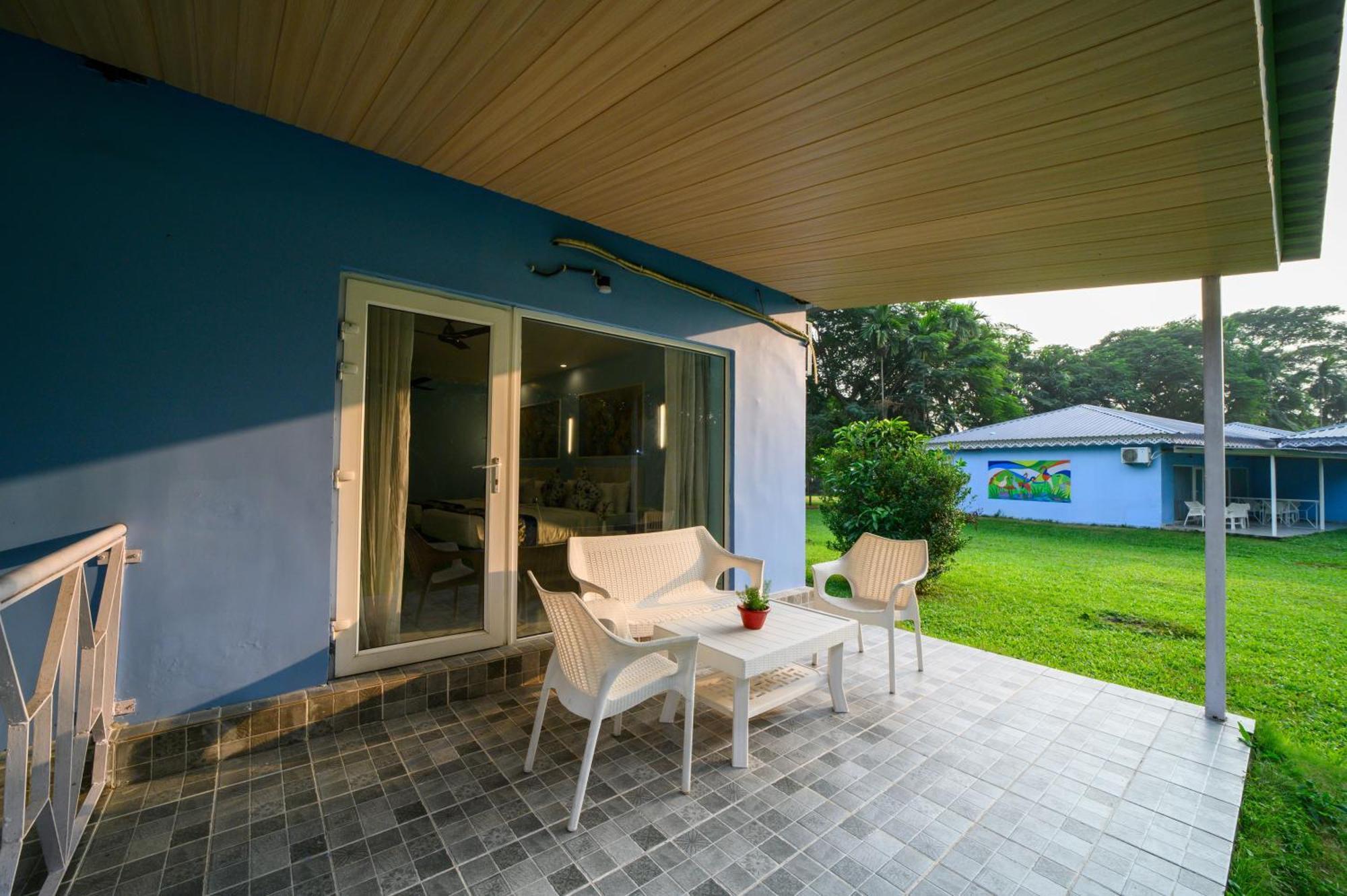 Sinclairs Retreat Dooars, Chalsa Hotel Bagian luar foto