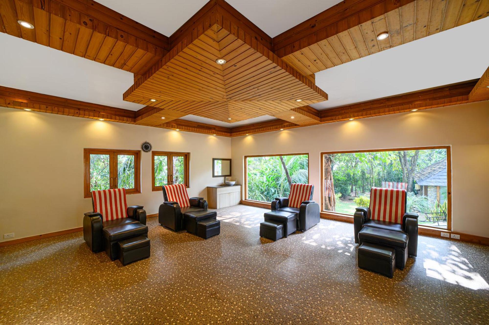 Sinclairs Retreat Dooars, Chalsa Hotel Bagian luar foto