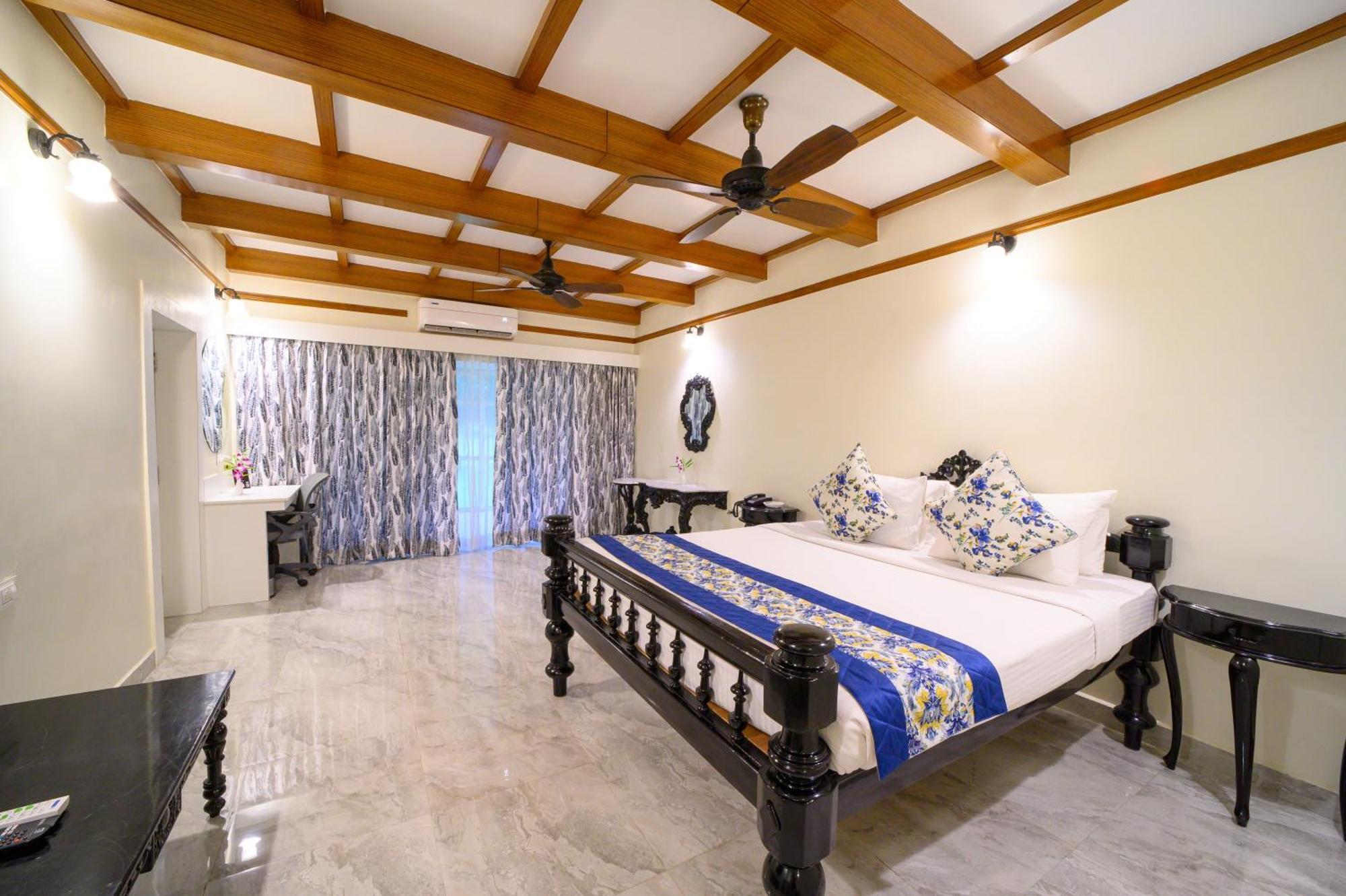 Sinclairs Retreat Dooars, Chalsa Hotel Bagian luar foto