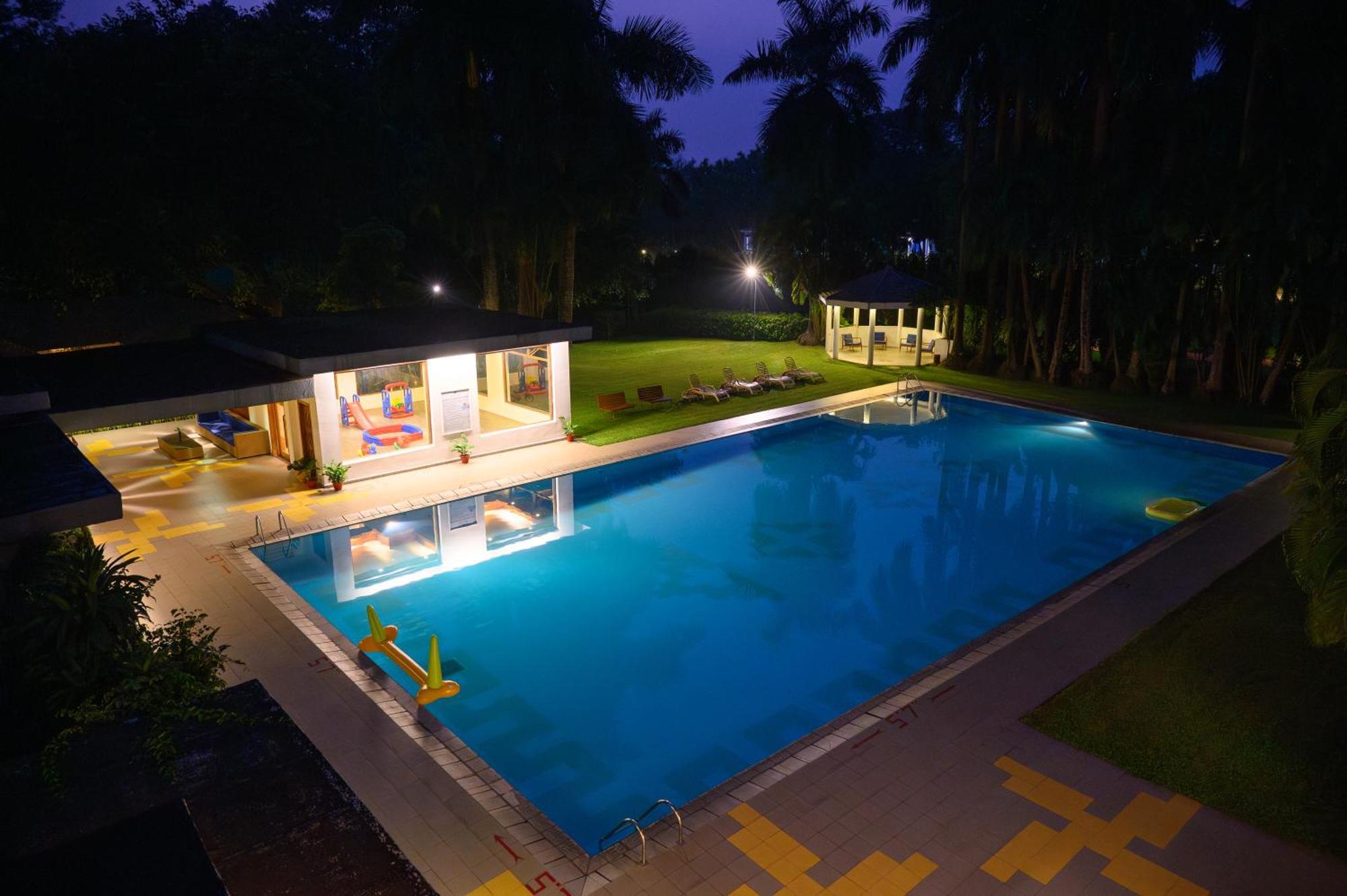 Sinclairs Retreat Dooars, Chalsa Hotel Bagian luar foto